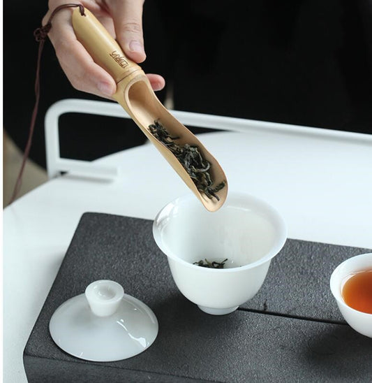 Bamboo tea scoop Hikari Co.
